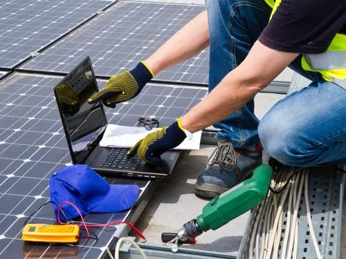 How Do I Get a Solar Maintenance Technician in New York?